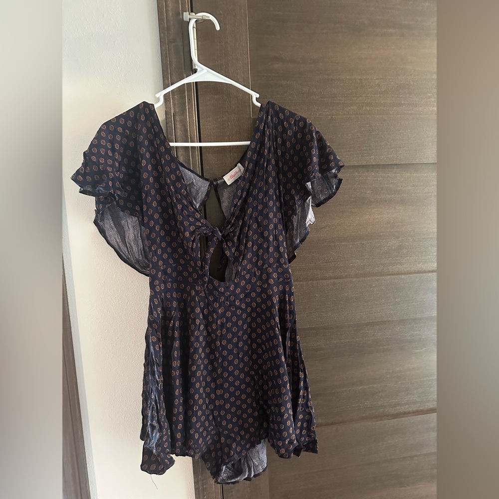 Alythea Size Medium Romper